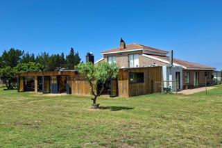 Commercial Property for Sale in Aalwyndal Western Cape